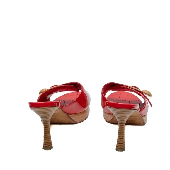 Chanel‎ Vintage Red Patent Leather Heeled Mules – Size 37 (US 7 / UK 4.5) - Picture 8 of 12